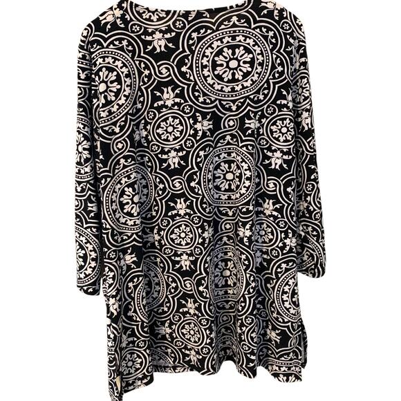 Jaclyn Smith Top Women's Size 3x Pullover Liquid Knit Coquette Paisley Beaded - Picture 2 of 7